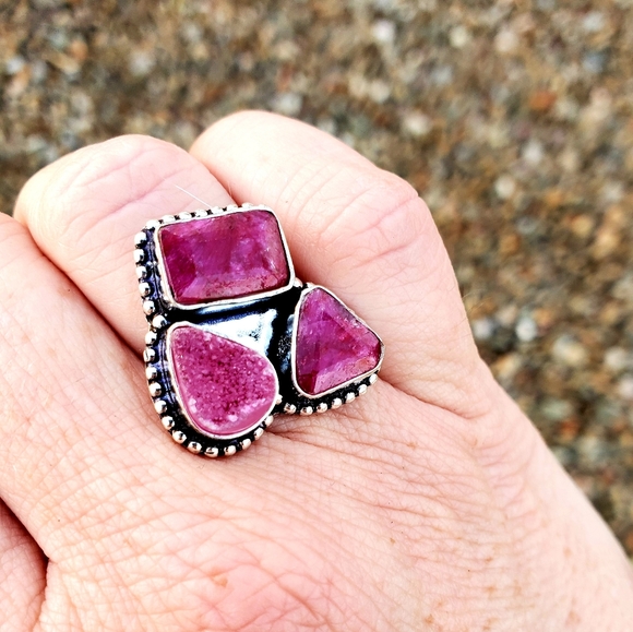 New Cherry Ruby and Druzy 925 Silver Ring. - Picture 9 of 14